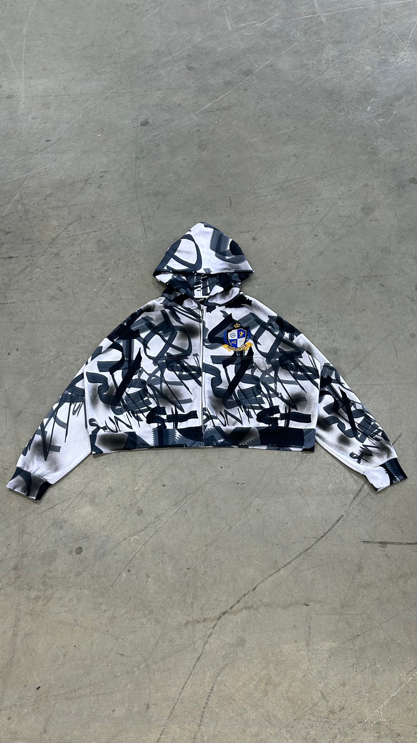 WHITE GRAFFITI ZIP HOODIE